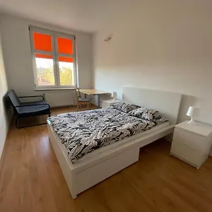 Przyjazne Mieszkanie W Kamienicy Blisko Centrum Apartmán