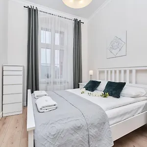  Apartament Center Piłsudskiego By Renters